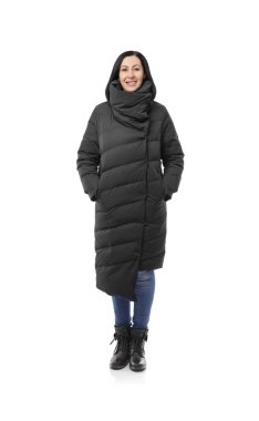 Çekici kadın üzerinde beyaz izole aşağı ceket.