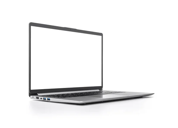 Laptop geïsoleerd op witte achtergrond. — Stockfoto