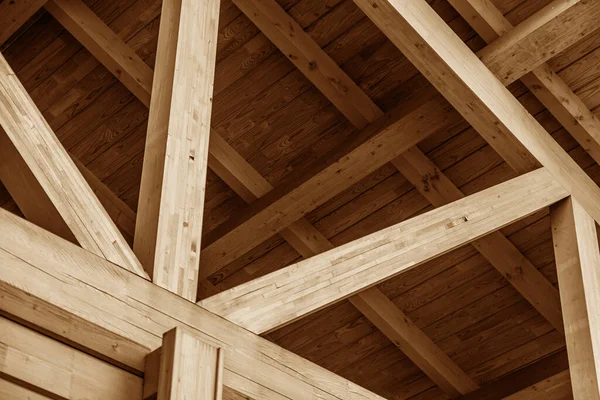 Construcția acoperișului din lemn . — Fotografie, imagine de stoc