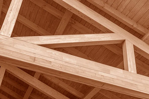 Будівництво дерев'яного даху . — стокове фото