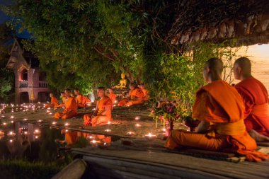 Asanha Puja gün.