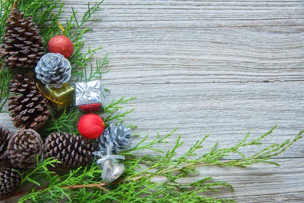 Christmas decoration on wooden backgroun. — Stock Photo, Image