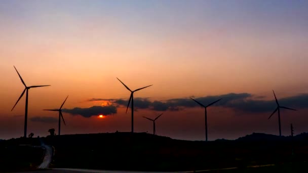 Timelapse Turbinas Viento Sobre Fondo Puesta Del Sol — Vídeos de Stock