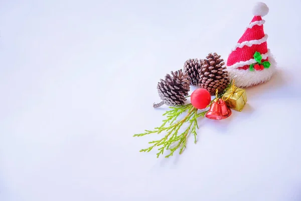 Jul dekoration på vit. — Stockfoto