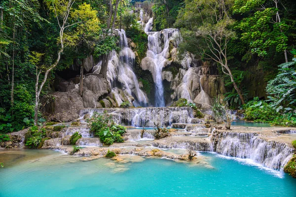 Καταρράκτης Kuangsi στο Luang Prabang, Λάος Φωτογραφία Αρχείου