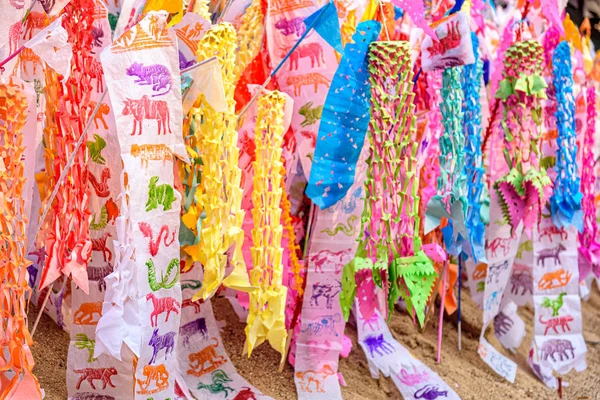 Drapeau Papier Sur Pile Sable Pagode Sable Festival Songkran Temple — Photo