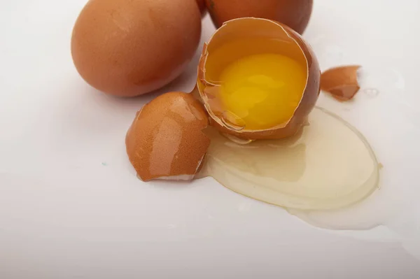 Broken Chicken Egg Scattered Eggs White Background Close — Stock Fotó