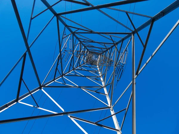 Torre elétrica — Fotografia de Stock