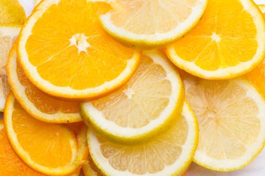 Portakallar, limonlar, turunçgiller.