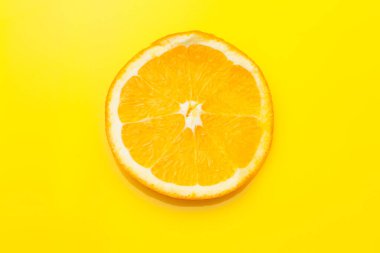 C vitamini zengin portakallar