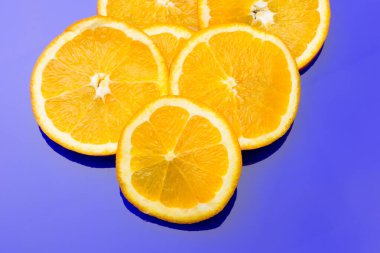 C vitamini zengin portakallar