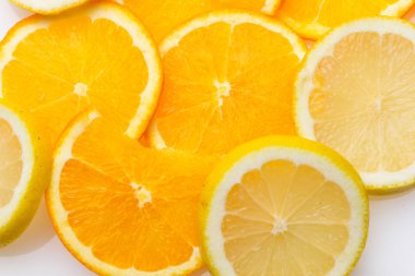 C vitamini zengin portakallar