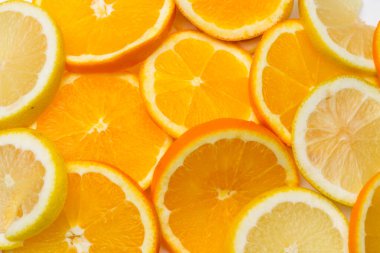 Portakallar, limonlar, turunçgiller.