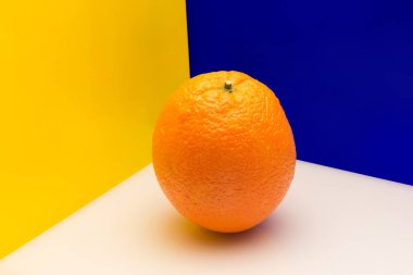 Vitamin açısından zengin portakal portakalı meyvesi