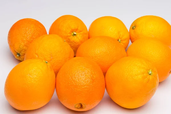 Orangenfrucht reich an Vitaminen — Stockfoto
