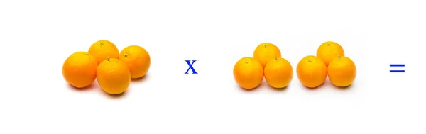 Multiplicações, problemas de cálculo matemático — Fotografia de Stock