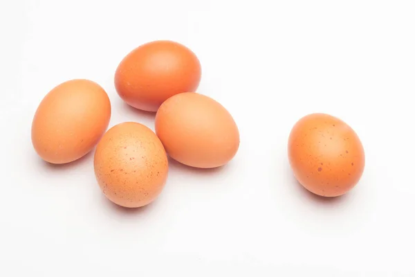 Huevos de pollo, huevos crudos recién recogidos de la granja — Foto de Stock