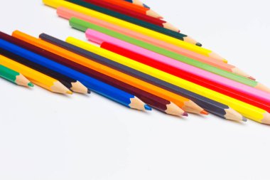 Renkli kalemler, renk aralığı