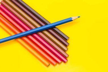 Renkli kalemler, renk aralığı