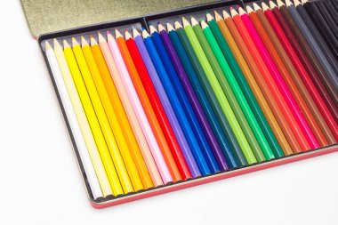 Renkli kalemler, renk aralığı