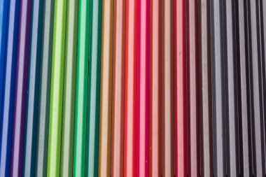 Renkli kalemler, renk aralığı