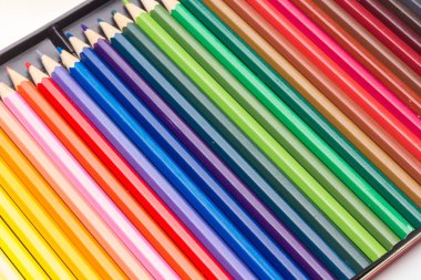 Renkli kalemler, renk aralığı