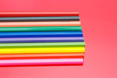 Renkli kalemler, renk aralığı