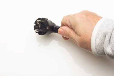 Renkli arkaplanda siyah buji