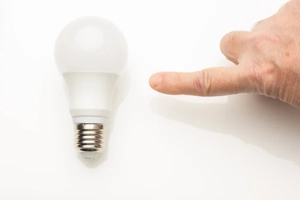 Energiebesparende lamp en witte kleur, daglicht — Stockfoto