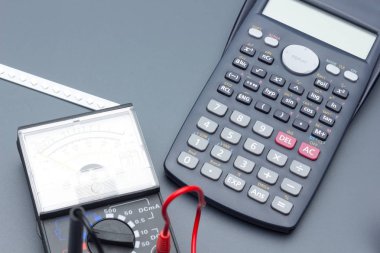 Öğrenciler ve profesyoneller için teknik hesap makinesi, finansal hesaplamalar ve yapısal hesaplamalar, hem elektronik hem de ürün maliyeti