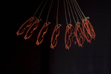 Görüş düzeltici gözlük ve mükemmel görüş için düzeltilmiş gözlük, yakın ve uzak görmek için. Farklı renklerde tasarımcı lensleri