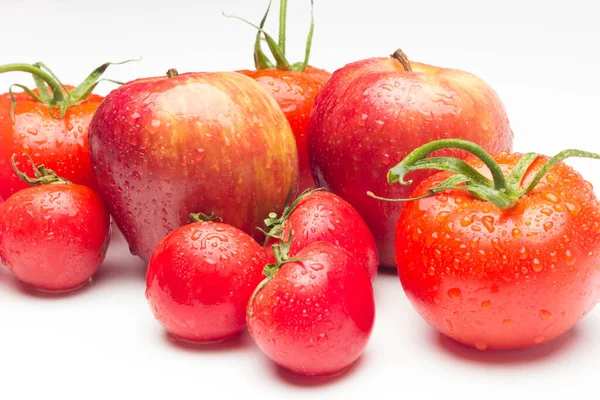 Tomates Manzanas Frutas Rojas Para Ensaladas Para Comer Crudas Llenas —  Fotos de Stock