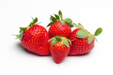 Kırmızı çilek, vitamin bakımından zengin, çiğ yenmiş, reçel, dondurma, az kalori, tatlı tat.