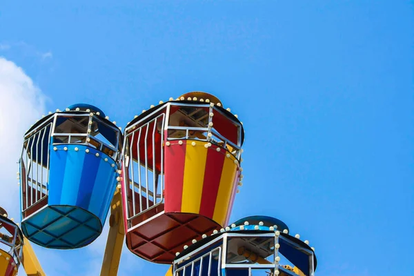 Ferris Wheel Many Colors Beautiful Sky — Stock Photo, Image