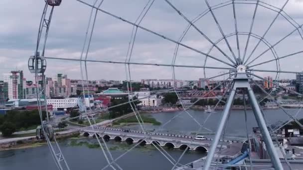 Chelyabinsk Cidade Vista Aérea Roda Gigante Drone Disparado — Vídeo de Stock