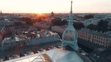 Moyka Nehri Saint-Petersburg Rusya 'da gün doğumunda. 