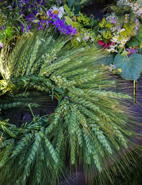 a wreath of barley ears for girls for the summer solstice;