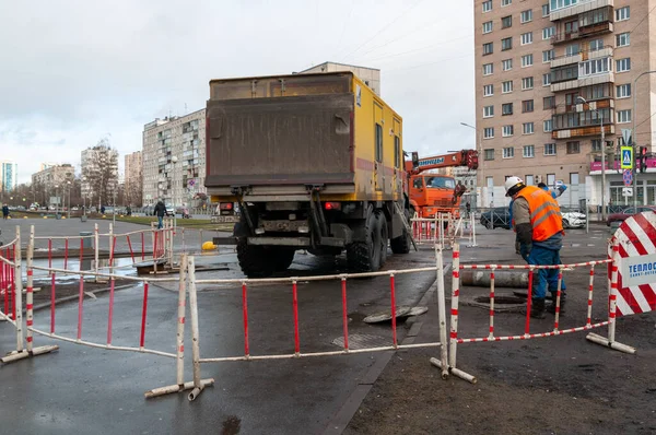 San Petersburgo Rusia Febrero 2020 Reparación Del Sistema Calefacción Ciudad —  Fotos de Stock