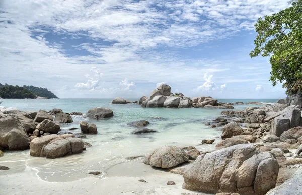 Scen Vackra Steniga Stranden — Stockfoto