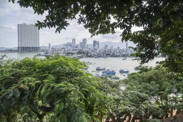 Nha Trang Şehir Manzarası Tran Phu Köprüsü Ndeki Büyük Jet — Stok fotoğraf