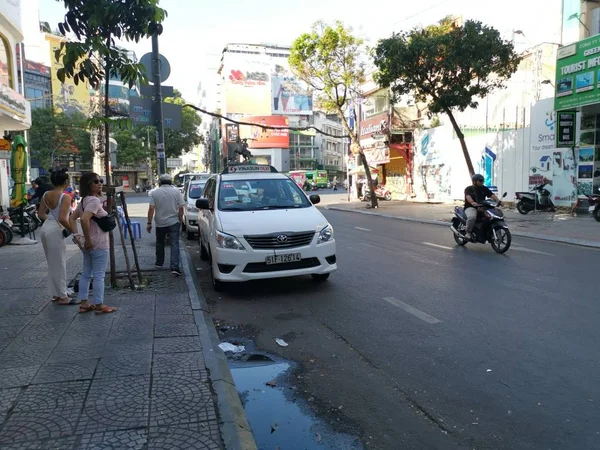 Chi Minh City Vietnam December 2019 Forgalmas Utcára Néző Sok — Stock Fotó