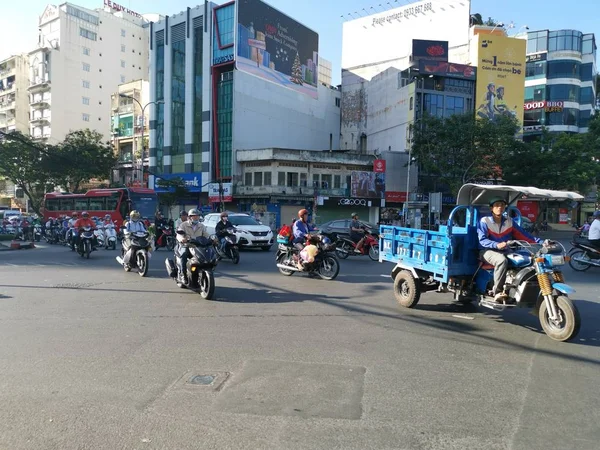 Chi Minh City Vietnam Dezember 2019 Geschäftige Straßenansicht Vieler Fahrzeuge — Stockfoto