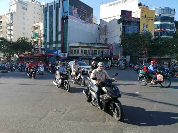 Chi Minh City Vietnam Diciembre 2019 Ocupada Vista Calle Muchos —  Fotos de Stock