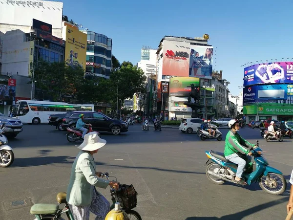 Chi Minh City Wietnam Grudnia 2019 Zajęty Widok Ulicy Wielu — Zdjęcie stockowe