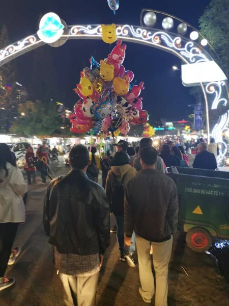 Dalat Vietnã Dezembro 2019 Cena Lotado Mercado Noturno Movimentado Com — Fotografia de Stock