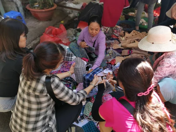 Cidade Chi Minh Vietnã Dezembro 2019 Mercado Diurno Lotado Com — Fotografia de Stock