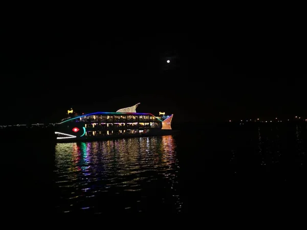 Chih Minh Vietname Dezembro 2019 Restaurante Barcos Coloridos Porto Bang — Fotografia de Stock