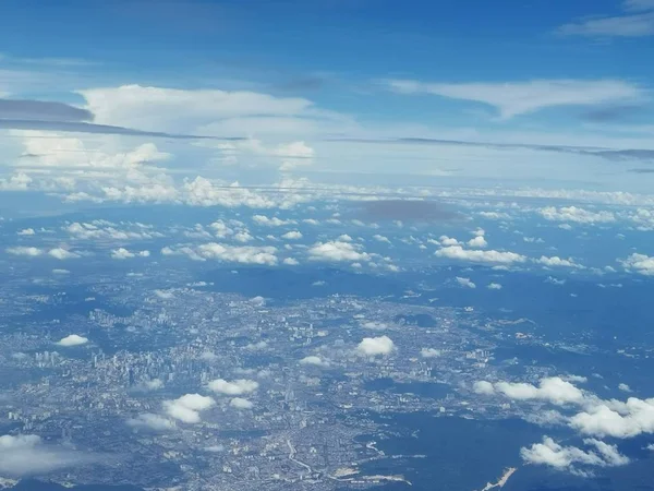 Plane Looking Land — Stock Photo, Image