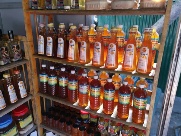 Dalat Vietnam Diciembre 2019 Mucha Miel Embotellada Fresca Exhibe Venta — Foto de Stock