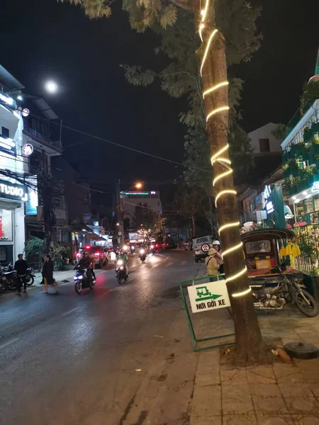 Dalat Vietname Dezembro 2019 Cena Noite Comum Longo Rua Beira — Fotografia de Stock